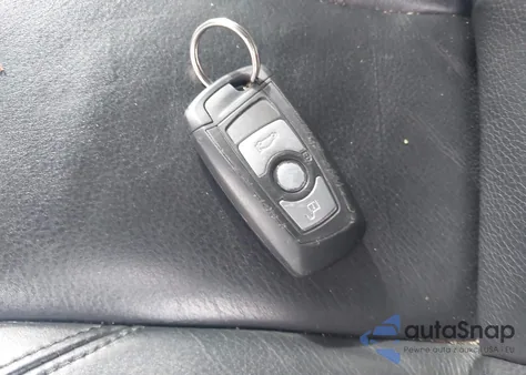 2013 BMW 328I xDrive из США, поврежденный, VIN WBA3B5C55DF596041